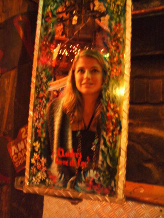 Decoração vintage do Andrés Carne de Res, em Chia, próximo de Bogotá, na Colômbia